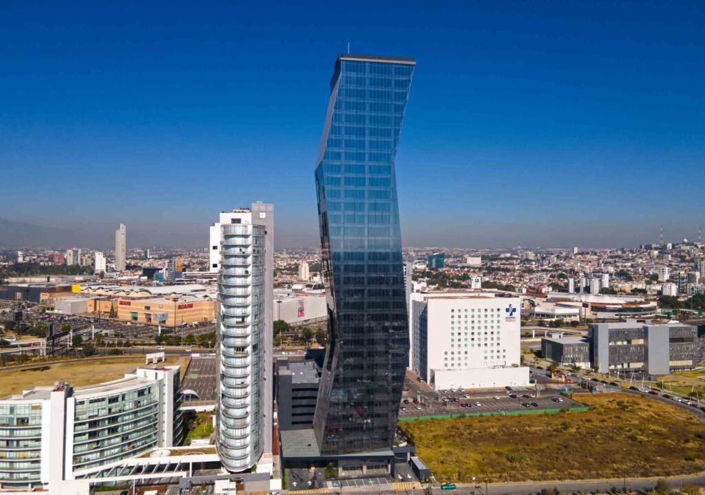 torre platea portada