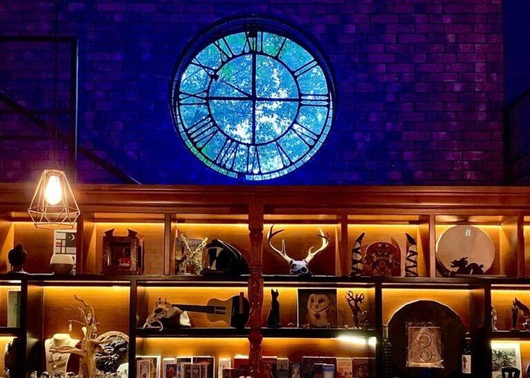 Una librería y café en Puebla perfecto para esta temporada de brujas