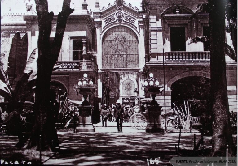 La historia del bellísimo Pasaje del Ayuntamiento