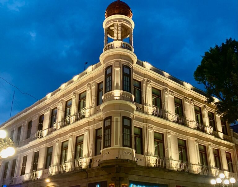 Antiguo Círculo Español: el edificio “musulmán” de Puebla