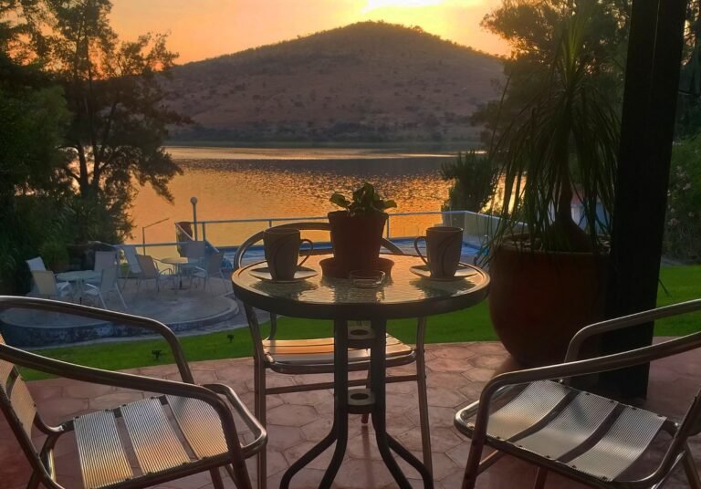 Lánzate a este café a la orilla de la laguna de Valsequillo