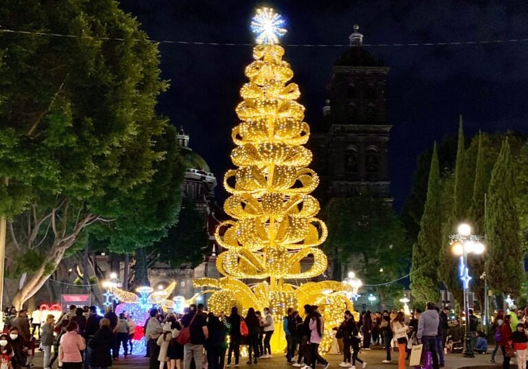 Cuándo se encenderá el árbol de navidad en Puebla